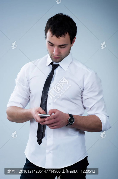 快樂男子接電話
