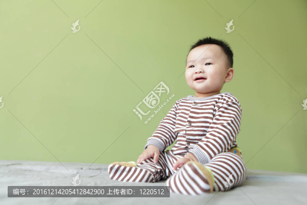 可愛的寶寶