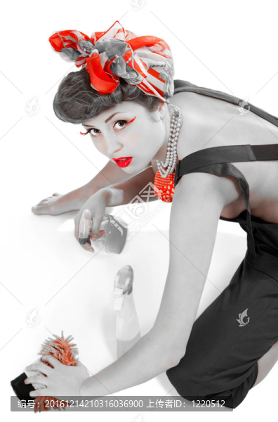 引腳的女孩