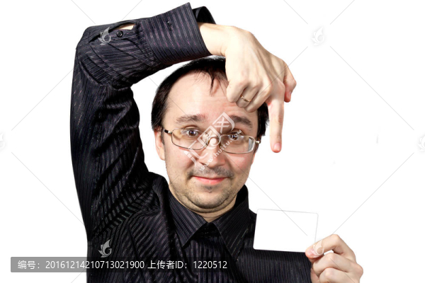 堅(jiān)實(shí)的男人指著名片