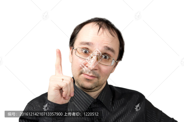 實心男子向上
