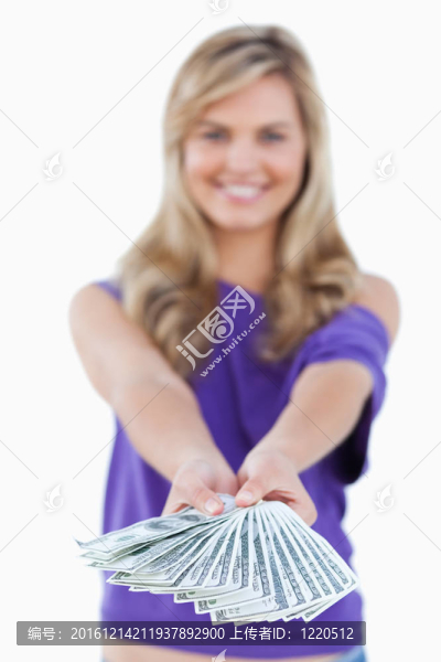 一個金發(fā)女人的鈔票的粉絲