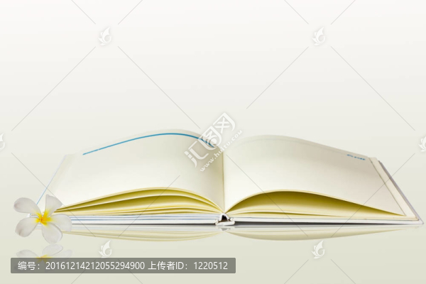 白色背景的書(shū)。