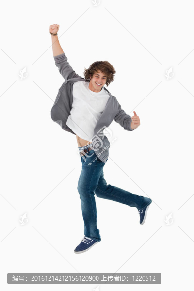 男生跳舞