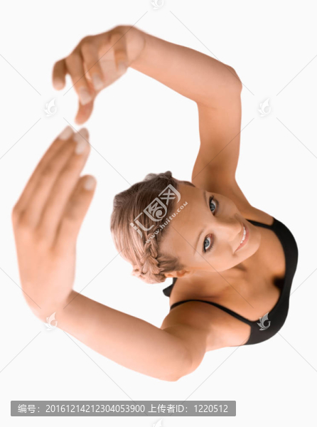 伸展婦女的俯視圖