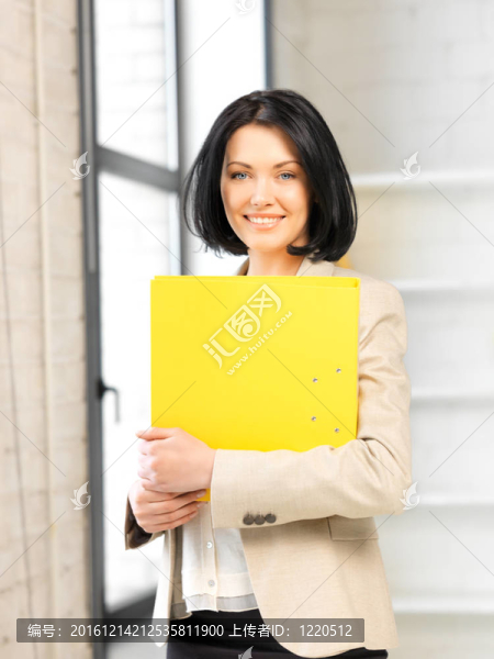 女人的文件夾