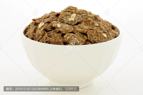 麥麩麥片早餐與燕麥片