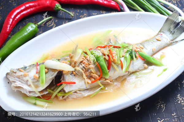 豆醬煮汕港魚