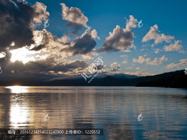 太陽正在突破
