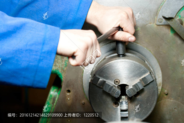 手用車床的調(diào)節(jié)