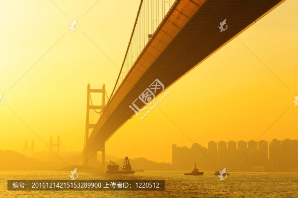 日落青馬大橋