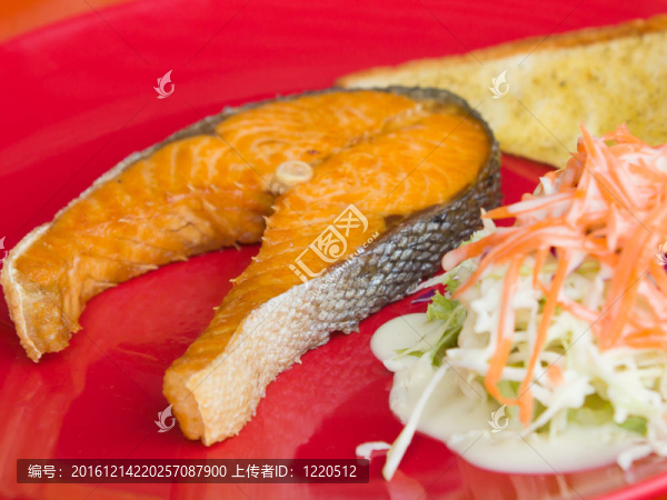 鮭魚肉排