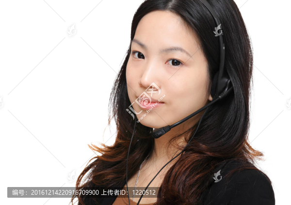 亞洲女戴耳機