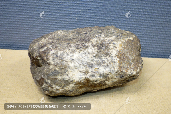 白云石型鈮稀土礦石