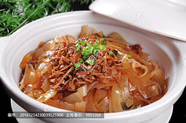 菌香苕粉煲