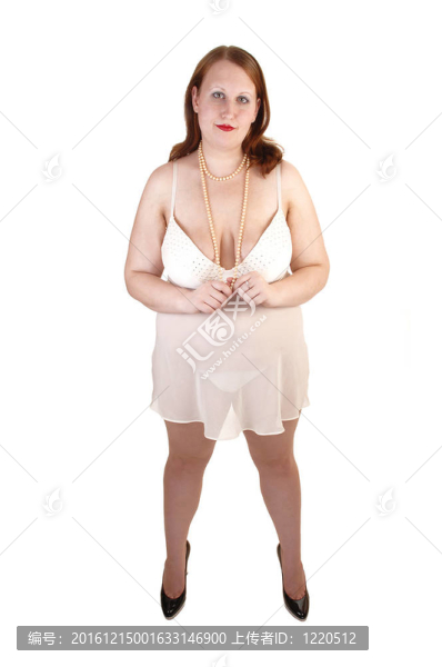 女孩站在內(nèi)衣。
