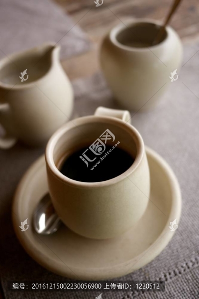 咖啡杯在咖啡館。