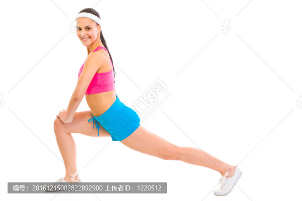 全方位的微笑健身女性的肖像做伸展運(yùn)動(dòng)孤立的白色