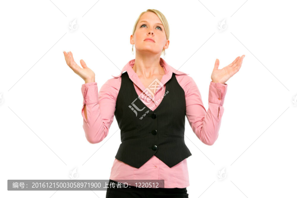 失意的現(xiàn)代商業(yè)女性抬起頭，抬起雙手，白色