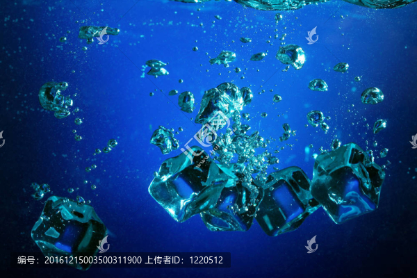 水下氣泡冰塊