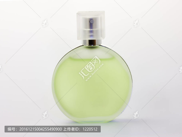 香水瓶。