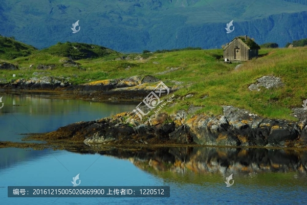 海島上的漁夫小屋