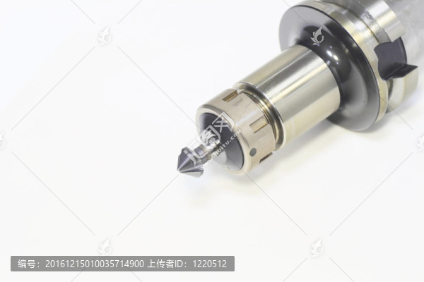 白色背景鉆