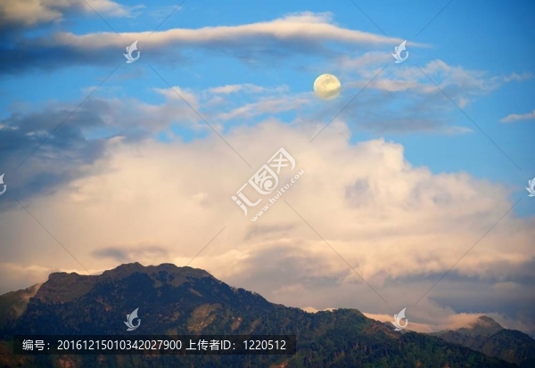 月出