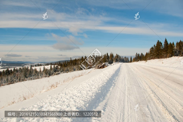 雪山冬季路