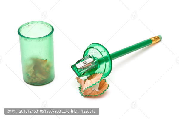 白底青刀和鉛筆。