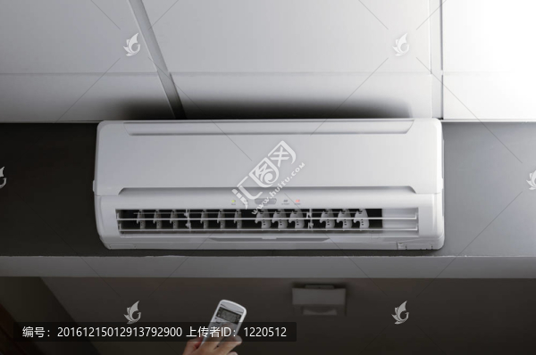手控空調(diào)器