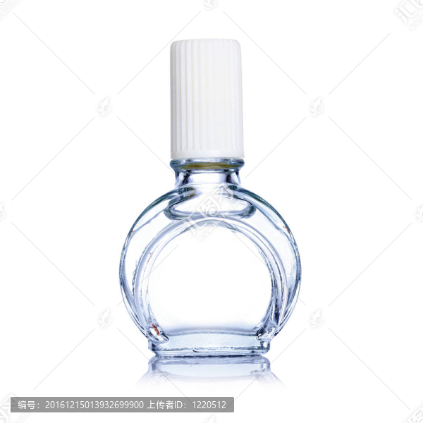 透明的香水瓶