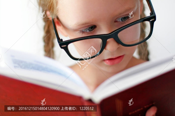 女生