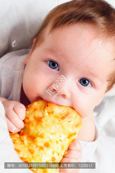 嬰兒