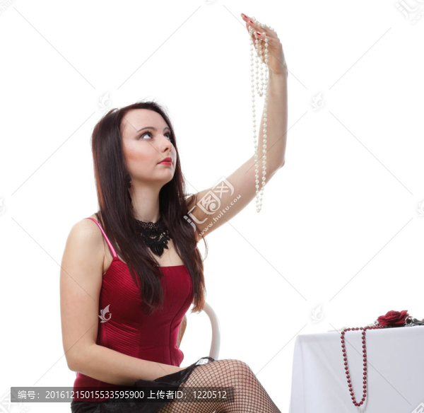 在紅色的緊身衣椅白孤立女人跳舞女郎