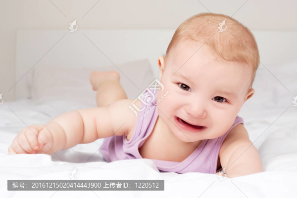 哭泣的嬰兒
