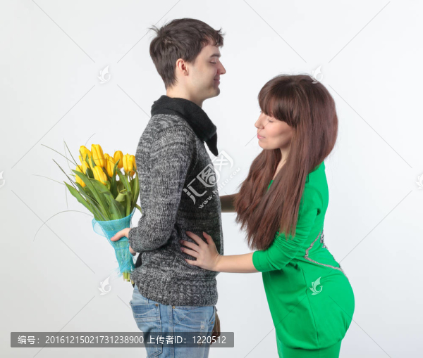 快樂的年輕夫婦花