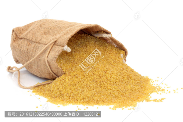 碾碎的干小麥