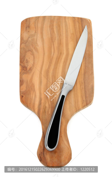 在案板上切肉刀