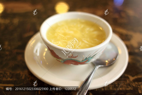 蛋花湯一碗