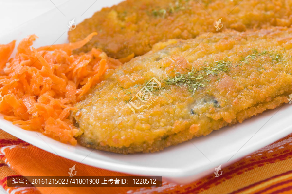 菠菜肉片白菜。