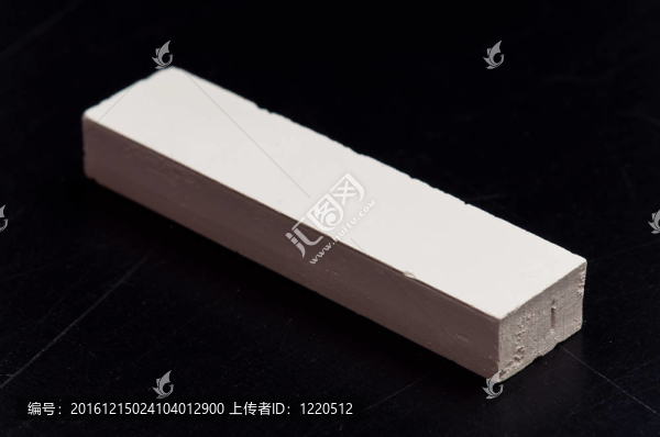 用彩色粉筆黑板