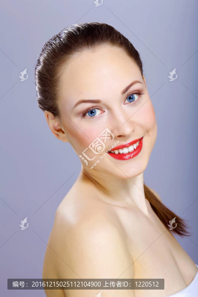 美麗的年輕女子的肖像