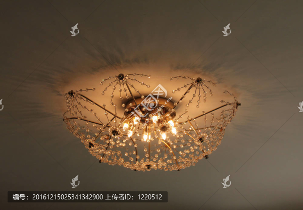 水晶吊燈