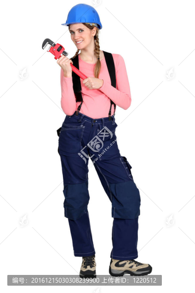 女拿著扳手