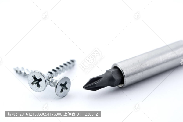 用合適的螺絲釘。
