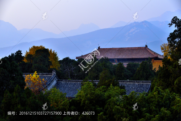 太廟,遠(yuǎn)山