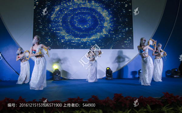 文胸,,露肚,遮面