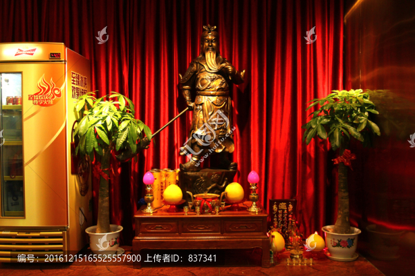 關(guān)公雕像