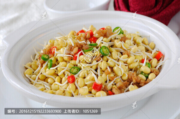 有機(jī)豆芽煲